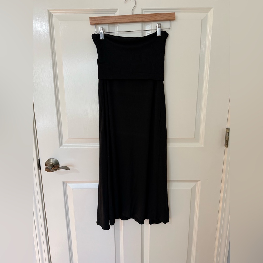 Skirt: Velvet Brand Black Long Skirt with Ribbed Waist, size medium